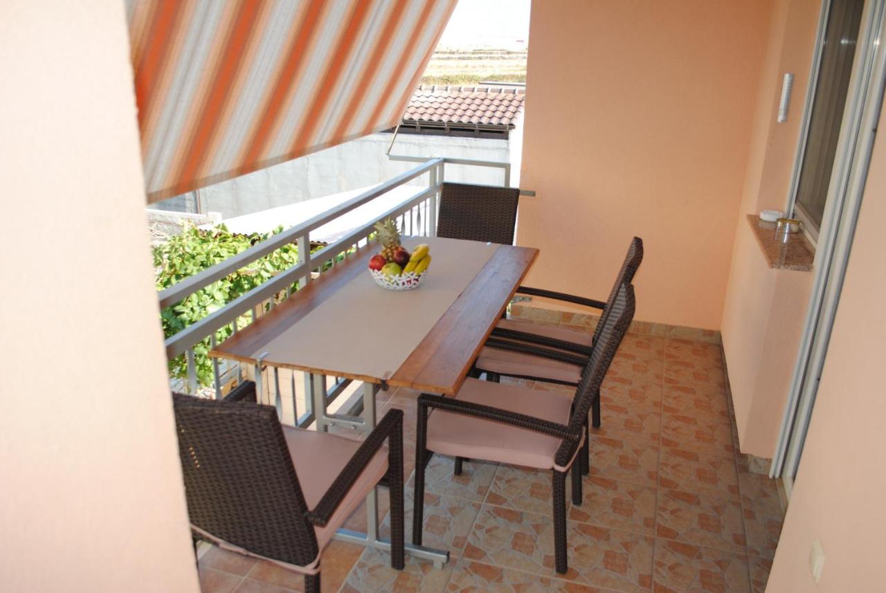 Apartments Vidolma Povljana Luaran gambar