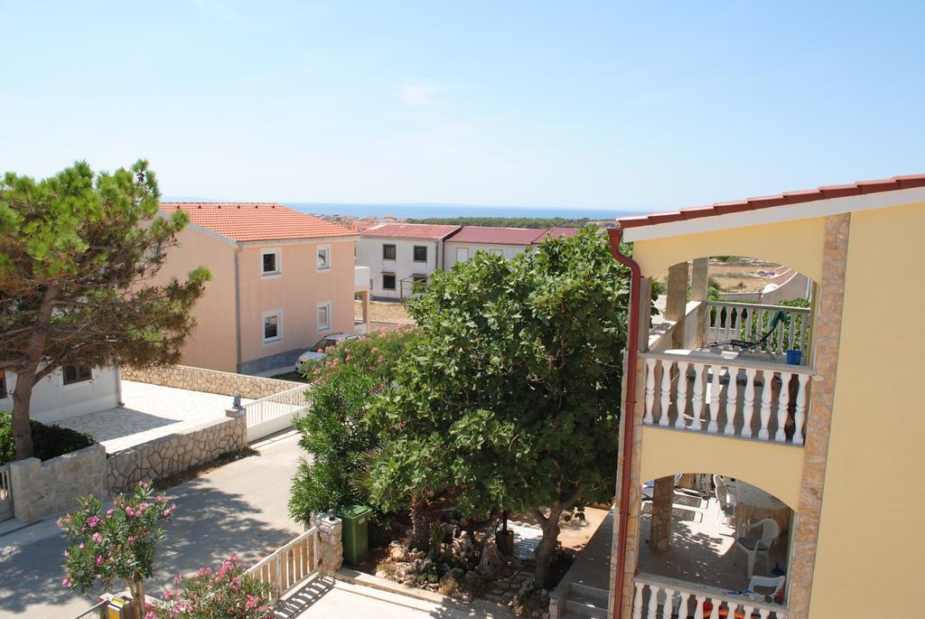 Apartments Vidolma Povljana Luaran gambar