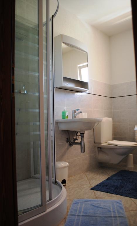 Apartments Vidolma Povljana Luaran gambar