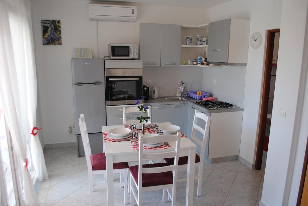 Apartments Vidolma Povljana Luaran gambar