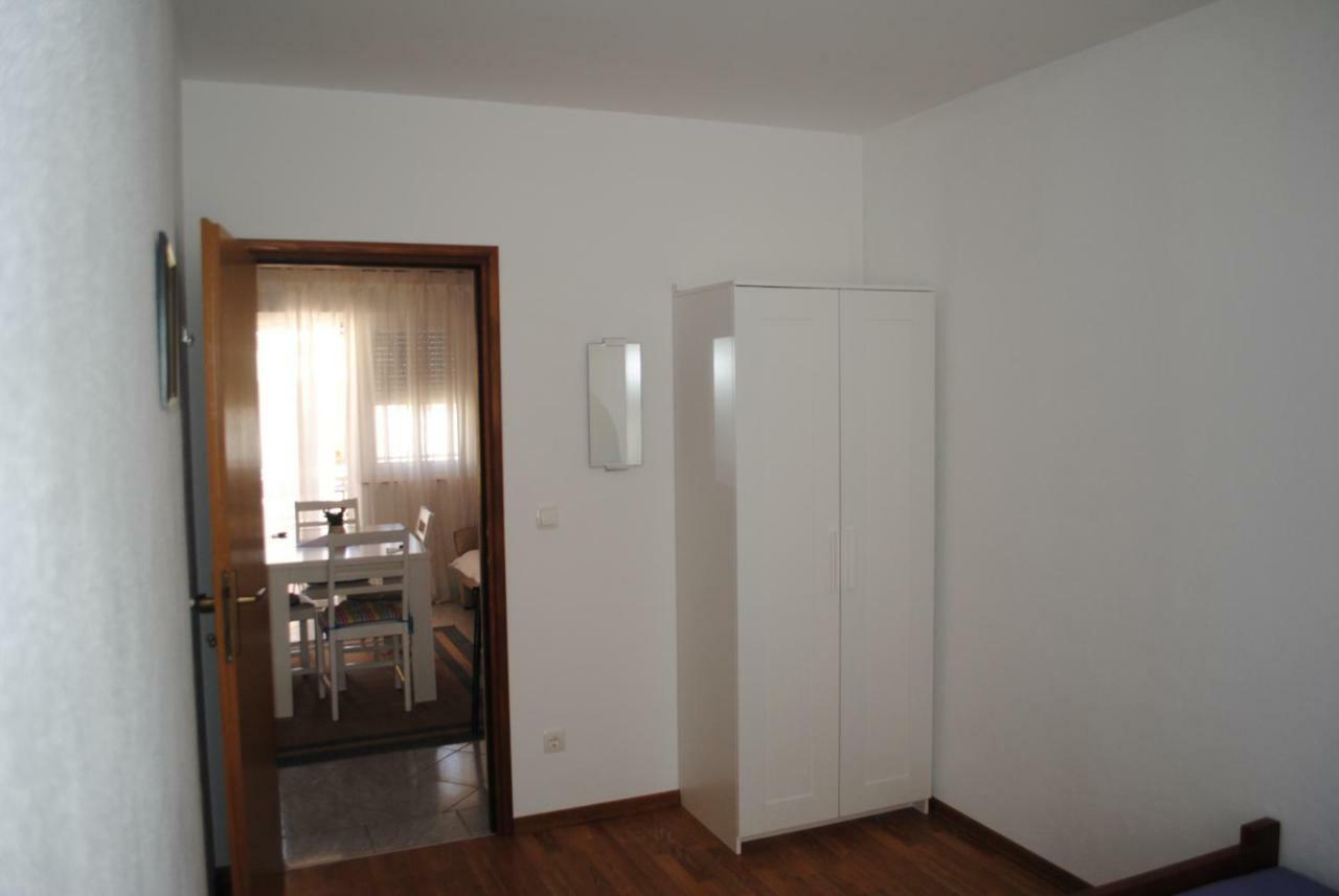 Apartments Vidolma Povljana Luaran gambar