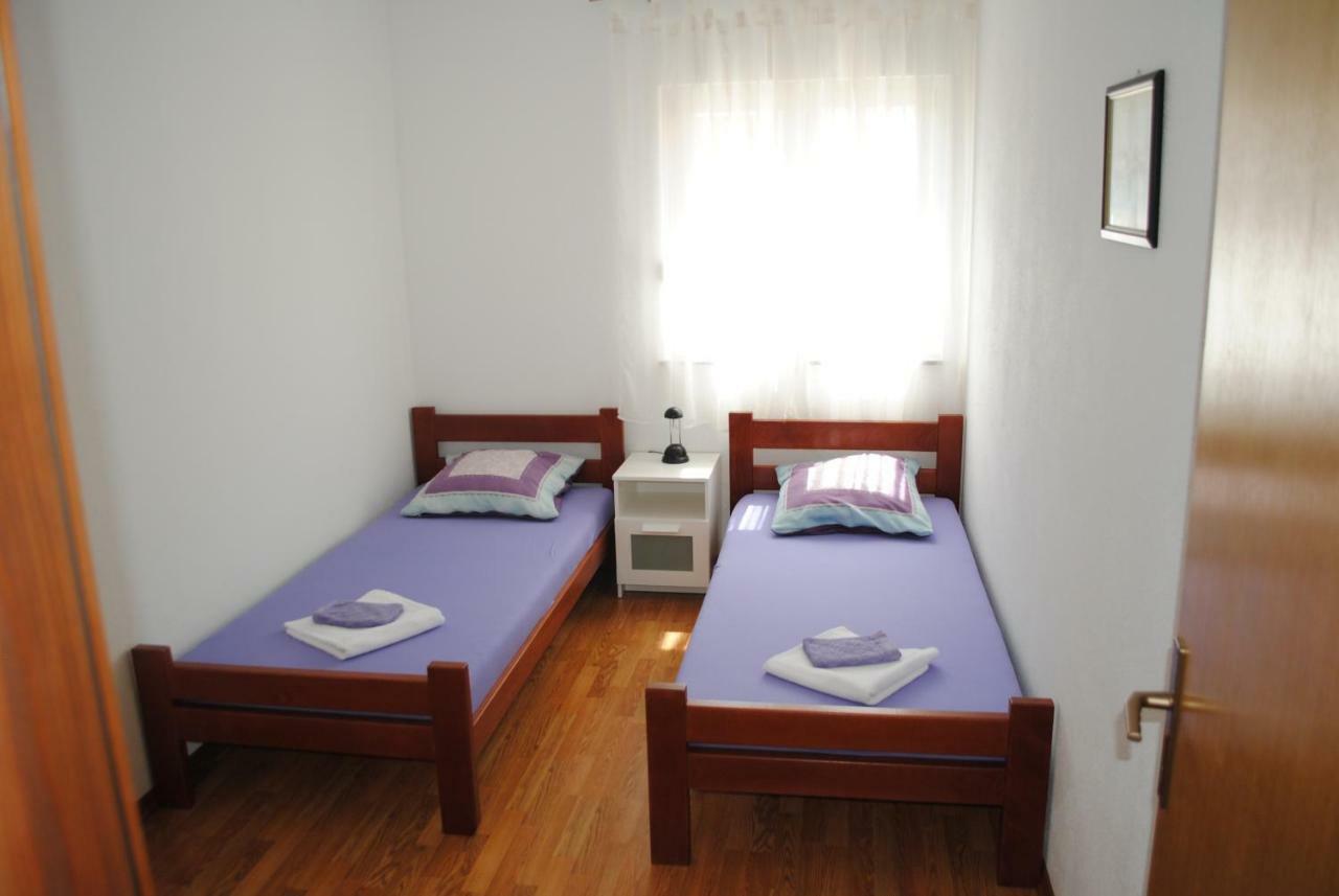 Apartments Vidolma Povljana Luaran gambar