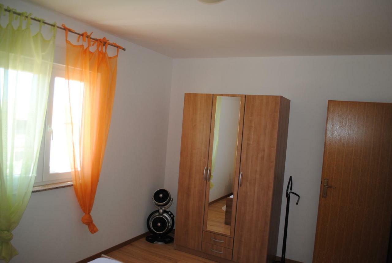 Apartments Vidolma Povljana Luaran gambar